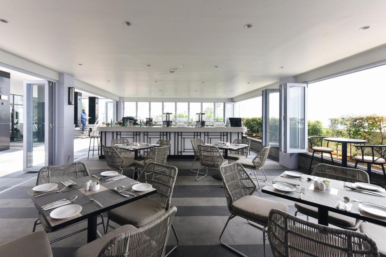 ג'והור בהרו Suasana Private Suites By Subhome מראה חיצוני תמונה